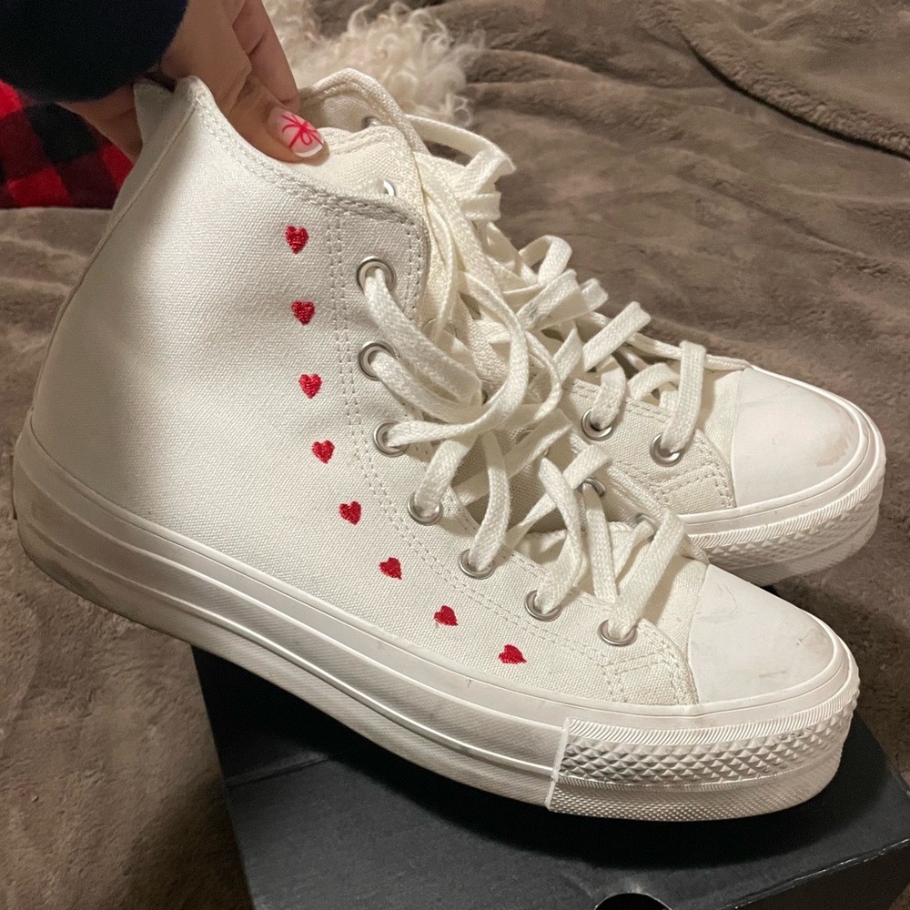 Women’s Converse - Valentine’s Day Limited Edition